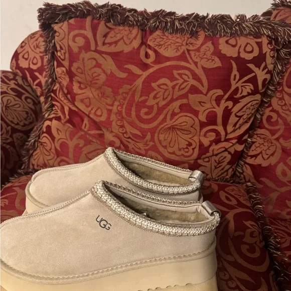 UGG Tasman Cream Slip-On Shoes - Picture 3 of 5